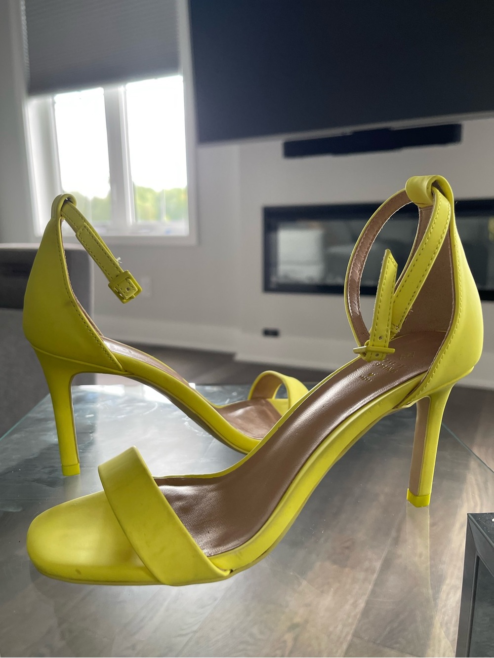 Women’s Call It Spring Ella strappy heels neon yellow size 6.5